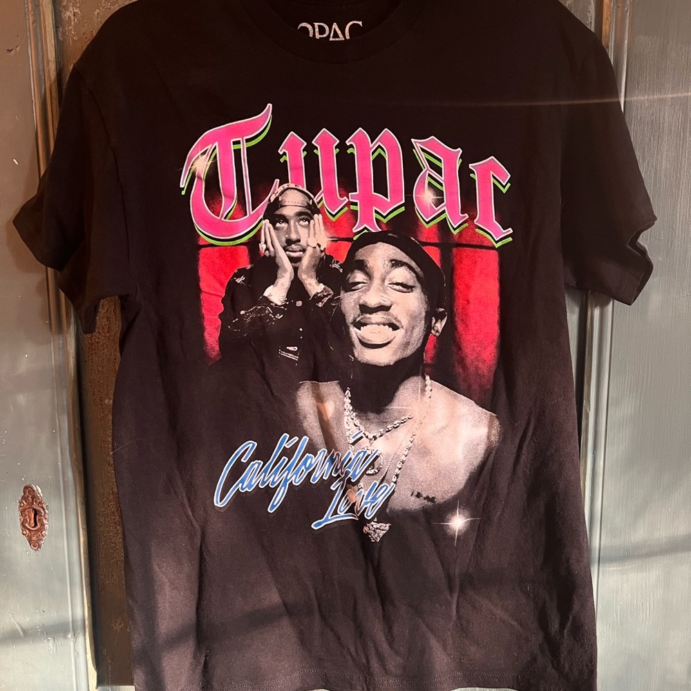 Tupac t shirt